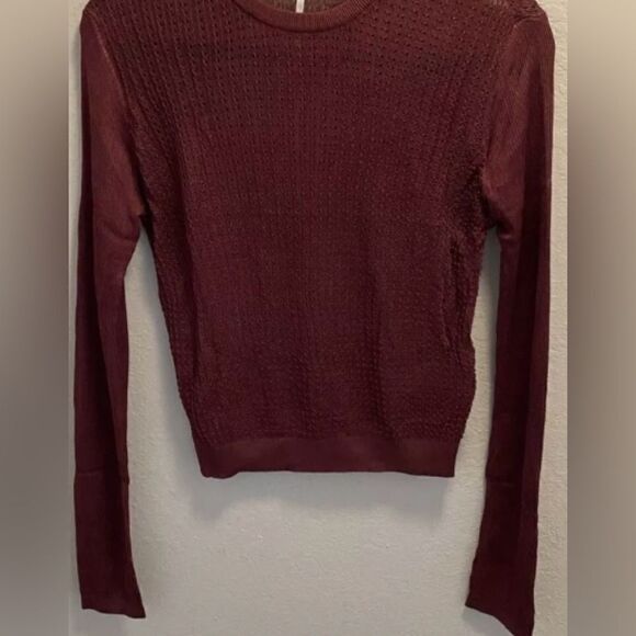 🛍️Free People H2O Crew pullover Top in Row garnet size: Medium 🎉Long sleeve ✨ - Picture 6 of 12
